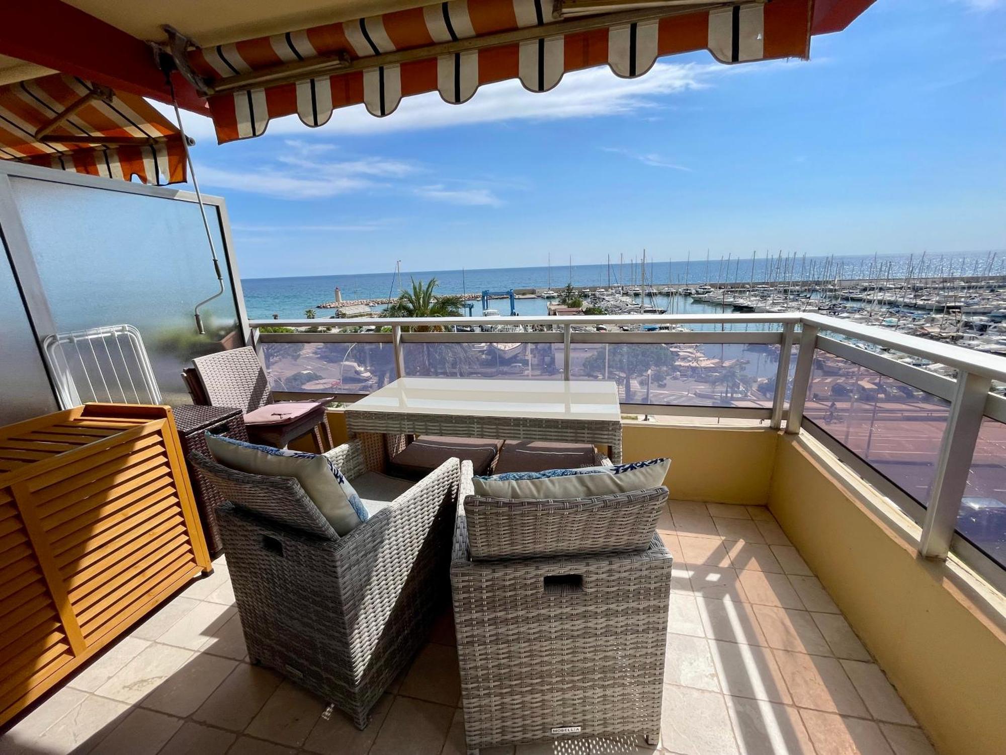 Superbe Appartement En Bord De Mer, Pres Du Centre Et Des Plages Menton Ngoại thất bức ảnh