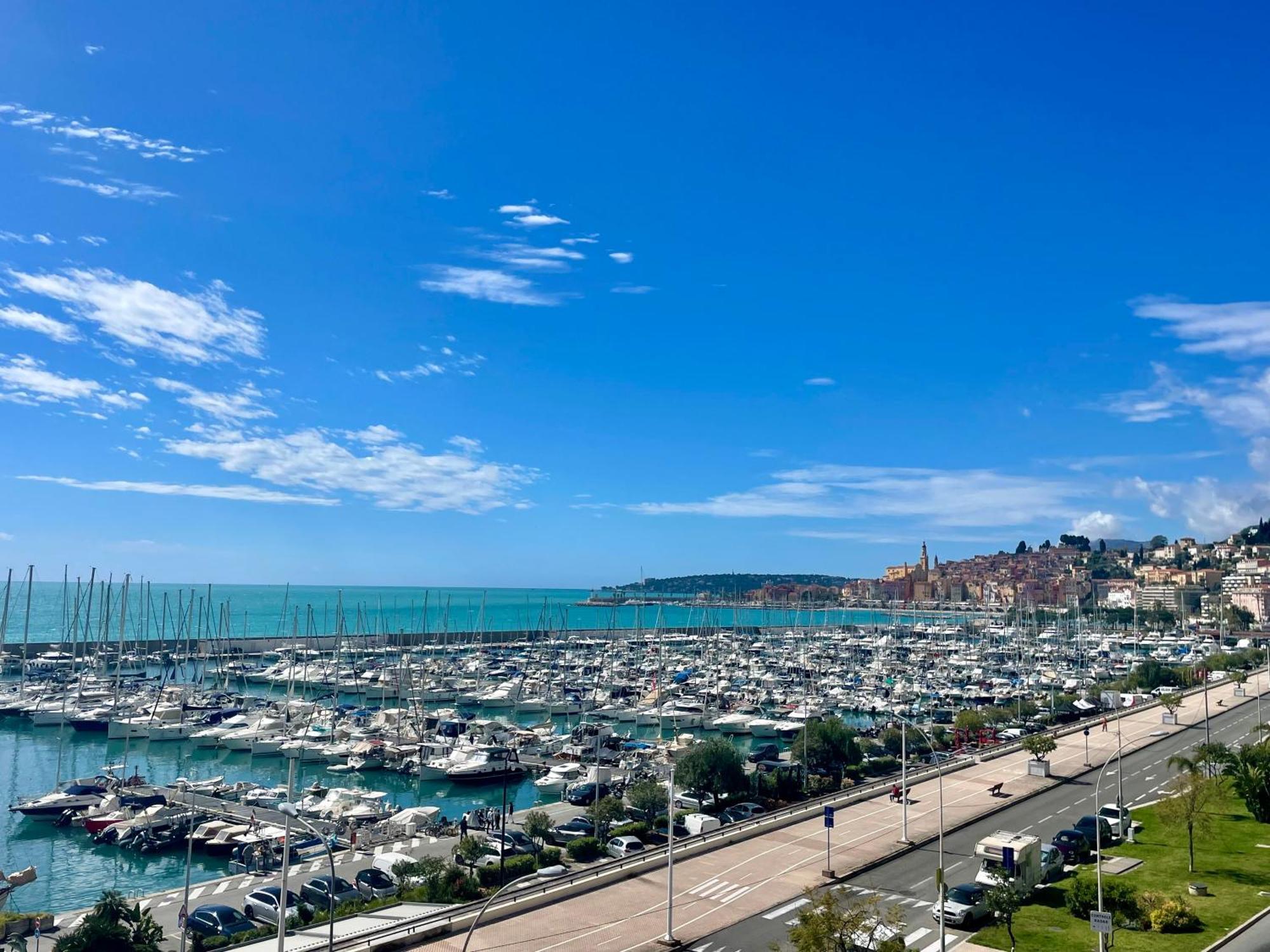 Superbe Appartement En Bord De Mer, Pres Du Centre Et Des Plages Menton Ngoại thất bức ảnh